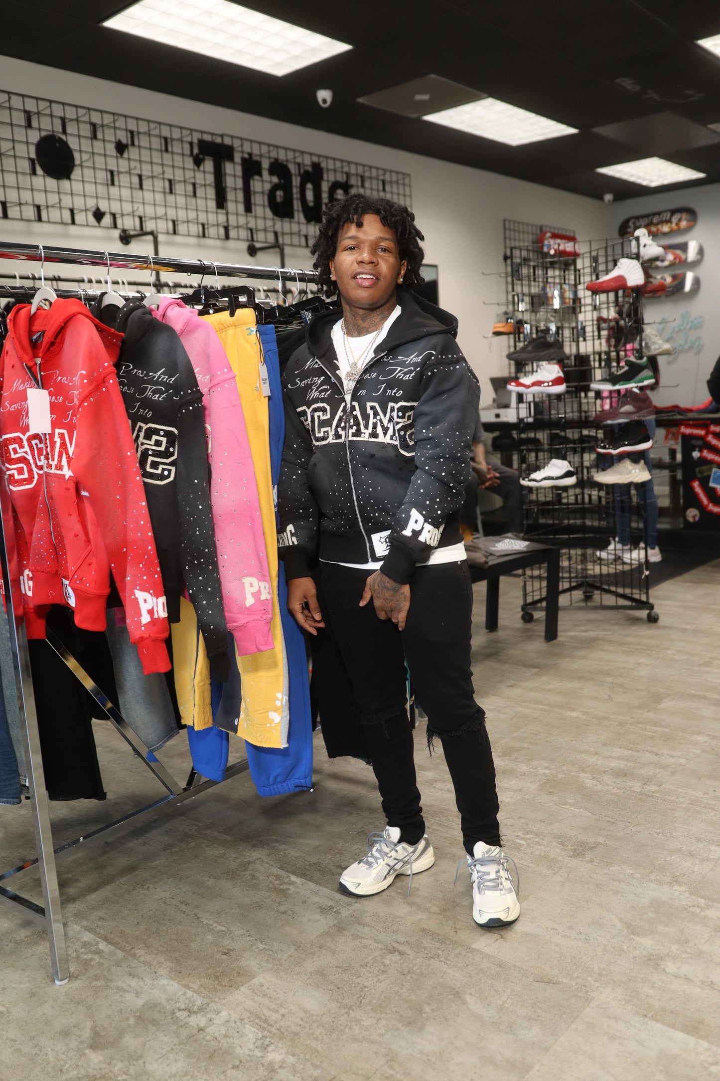 PUNCHINGPROS "SCAMS" Hoodie COLLECTION